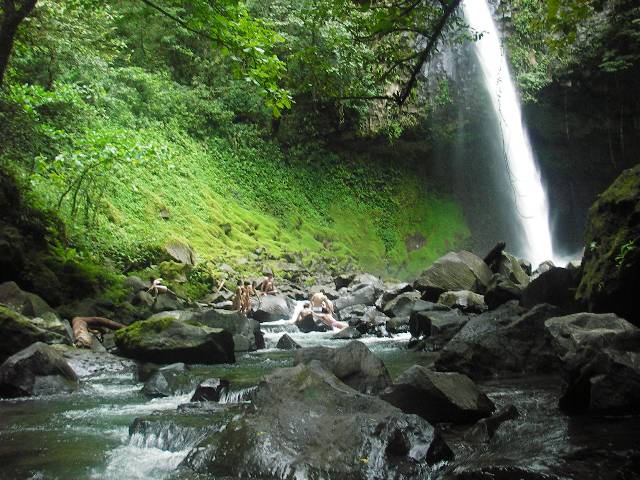 waterfall2.jpg